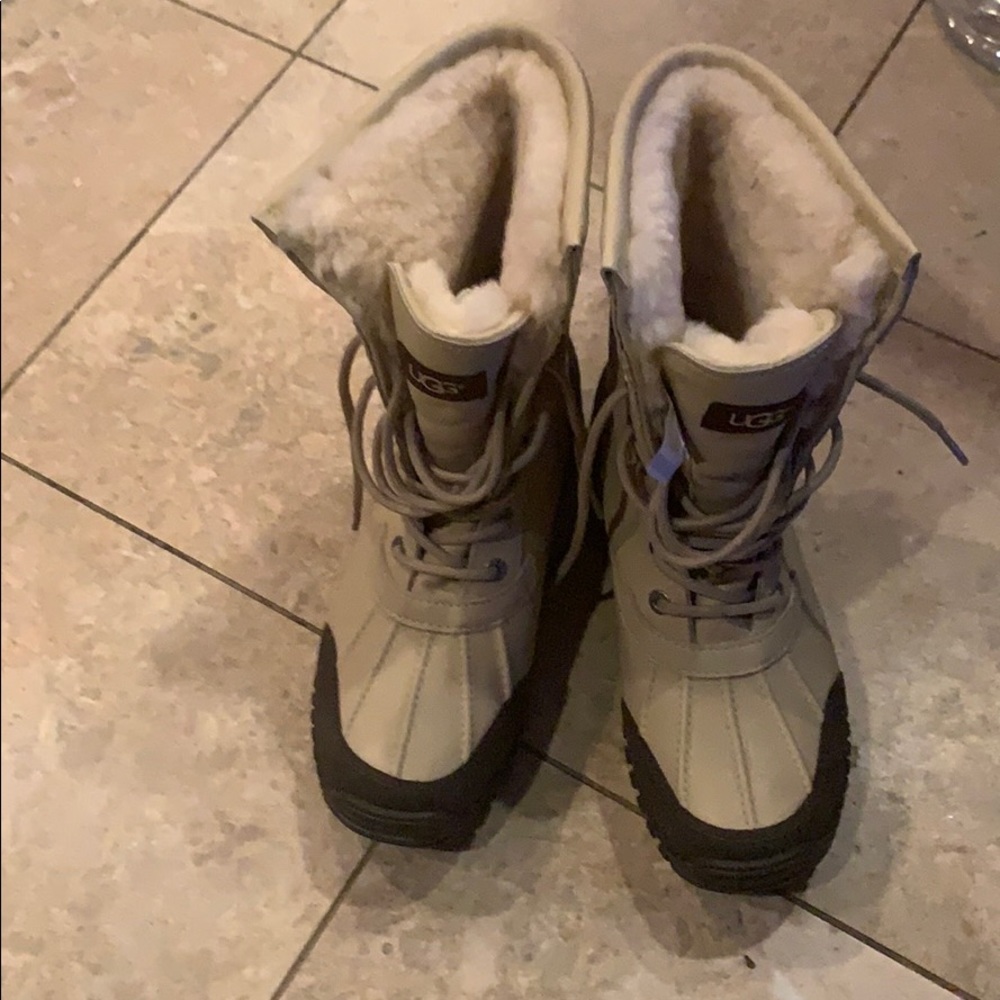 COPY - Uggs boots